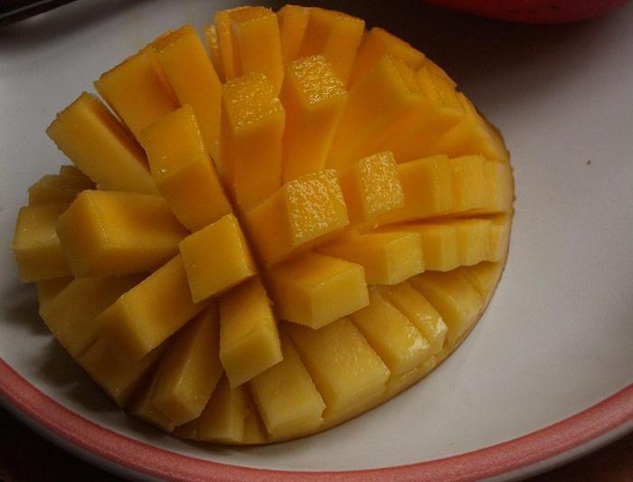 Ας μιλήσουμε με εξωτικά: πώς να φάτε μάνγκο