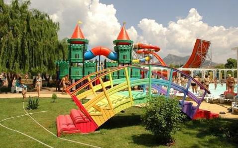 Πάρκο ψυχαγωγίας στην Κριμαία - καλύτερο μέρος για να χαλαρώσετε στο Sudak